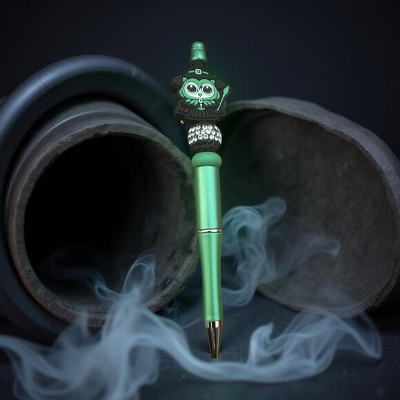 Handmadel Beaded Wicked Glinda and Elphaba Owl Pens Set- 2 extra refills - Picture 3 of 5